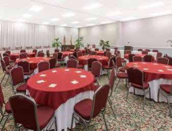 Motel Days & By Wyndham - Near Beaches Hurlburt Navarre